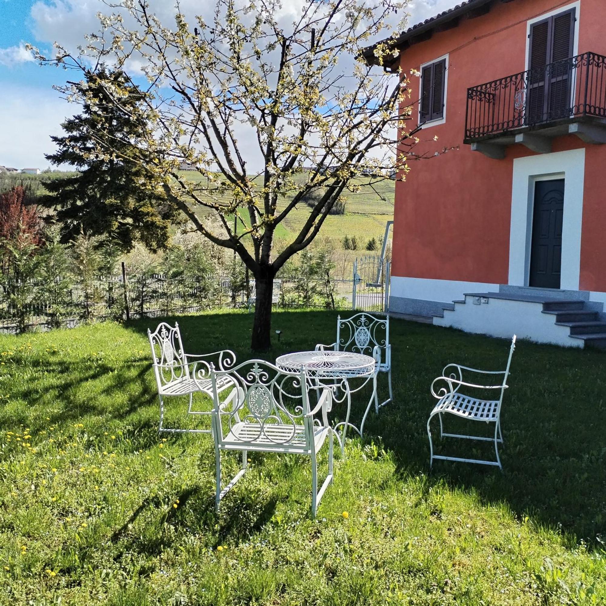 Villa Samuela Neive Esterno foto